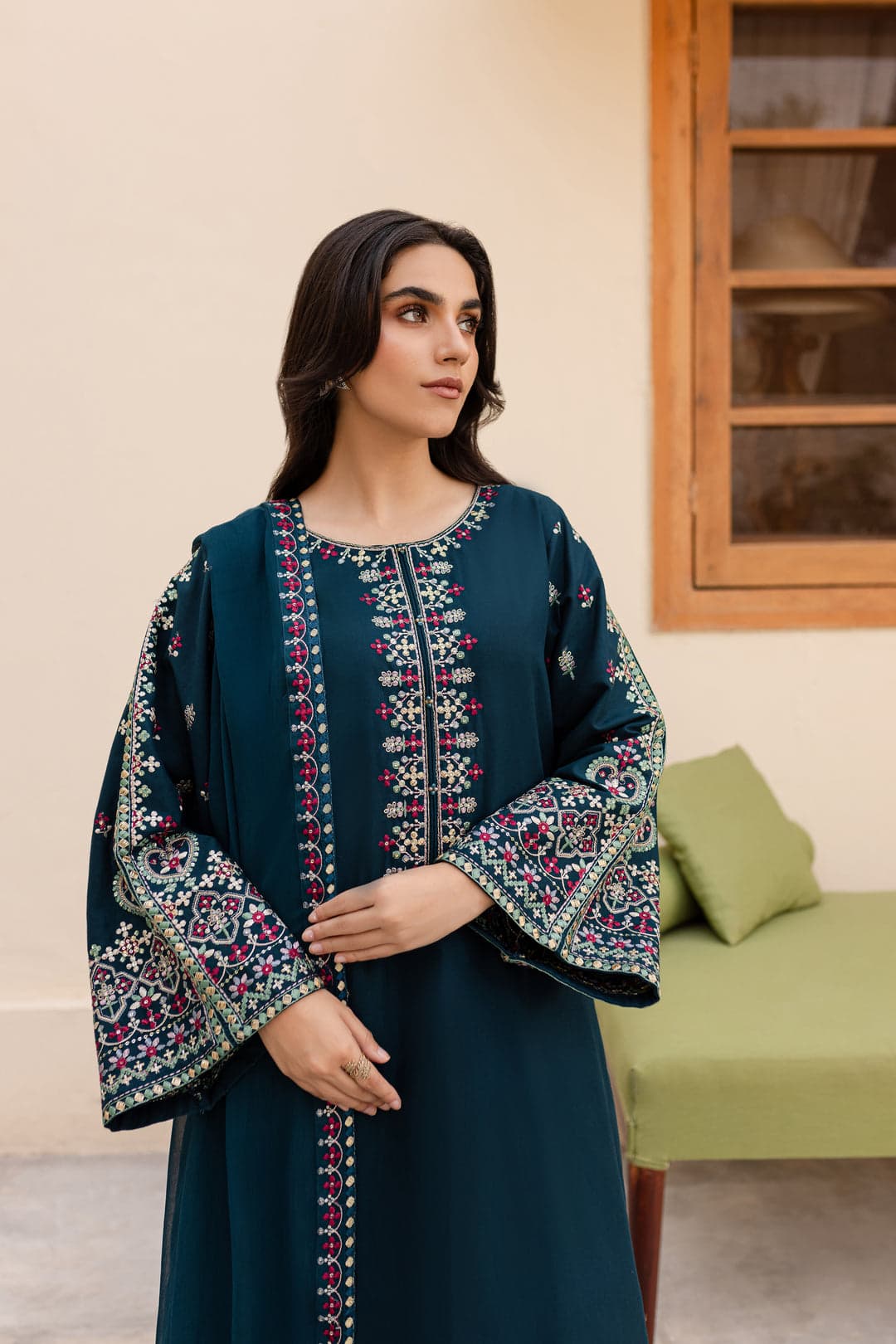 EMBROIDED 3PC